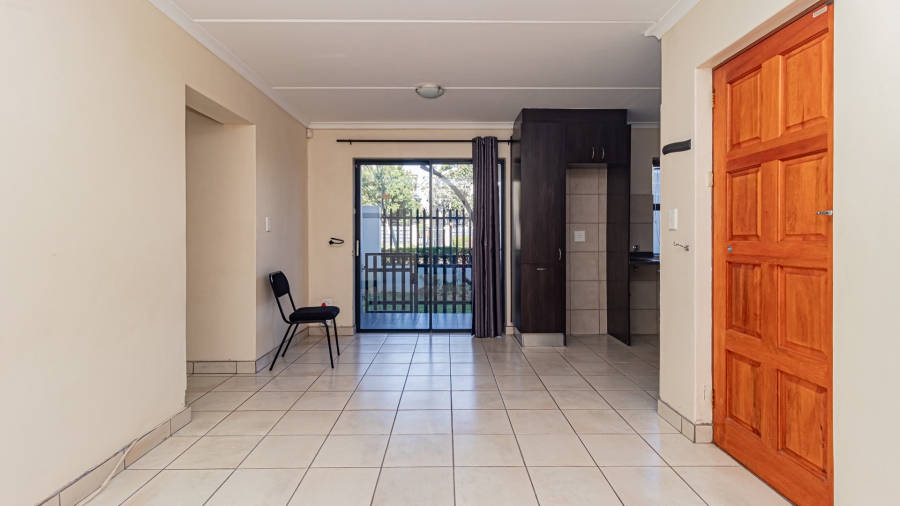 2 Bedroom Property for Sale in Burgundy Estate Western Cape